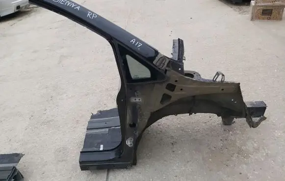 Toyota Sienna XL30 III Front bodywork piece 