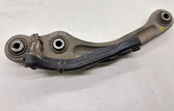 Audi A8 S8 D3 4E Rear control arm 4E0505361