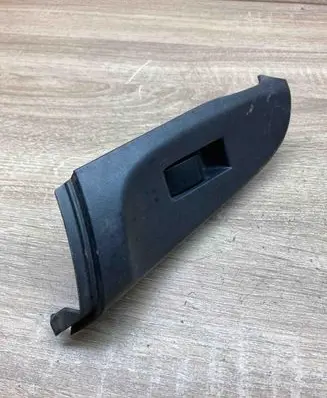 Nissan Almera N16 Electric window control switch 82961RM700 WithPlasticTrim