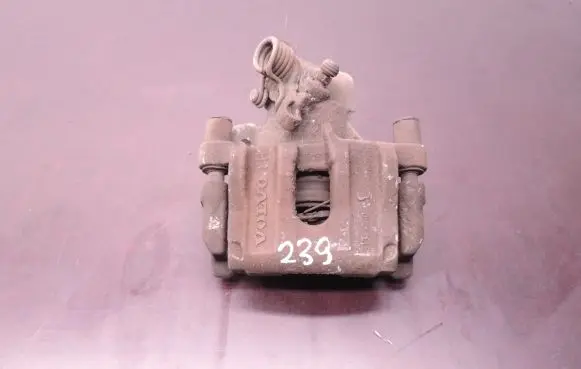 Volvo V40 Rear brake caliper D239
