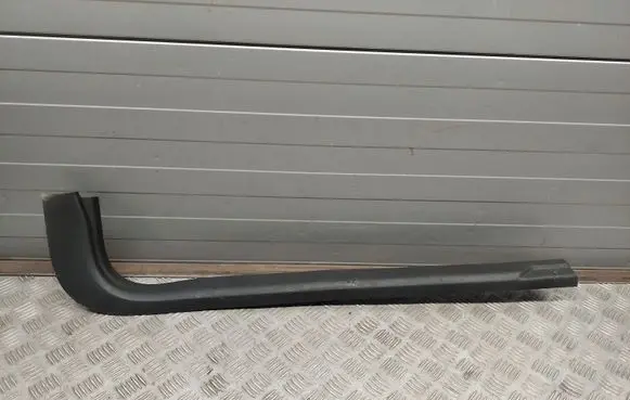 Chevrolet Camaro Front sill trim cover 23370387