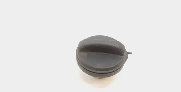 Volvo V50 Fuel tank filler cap 