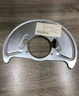 Volkswagen Transporter - Caravelle T3 Rear brake disc plate dust cover 251407339a