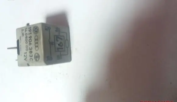 Volkswagen PASSAT B5 Other relay 191906383C