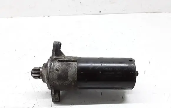 Volkswagen Touran I Starter motor 0001123016