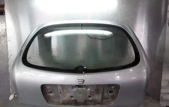 Nissan Primera Tailgate/trunk/boot lid