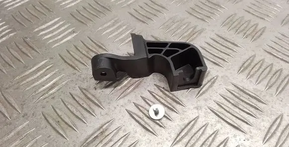 Lexus RX 330 - 350 - 400H Headlight/headlamp mounting bracket 8119648040