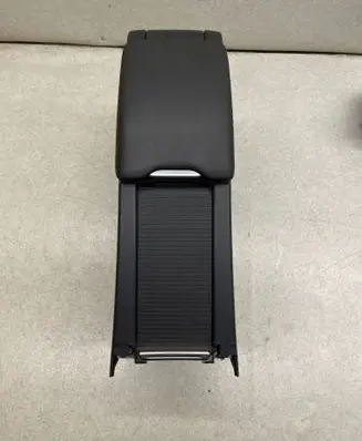 Volvo V60 Center console 1284830