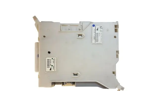 Lexus GS 250 350 300H 450H Fuse module 8273030631 7C191458 612010004
