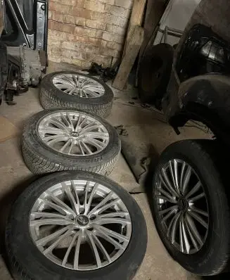 Peugeot 4007 R18 alloy rim 