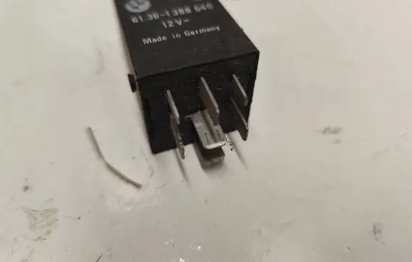 BMW 3 E36 Other relay 61361388546