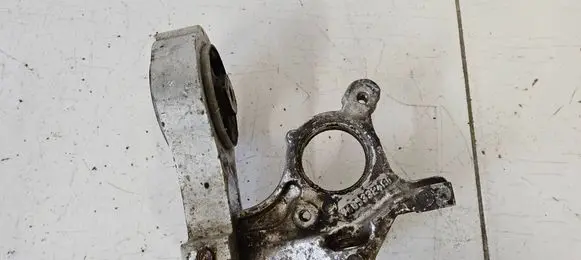 Peugeot 3008 I Driveshaft support bearing bracket 9685332480