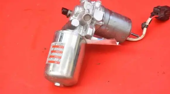 Toyota Corolla E10 Master brake cylinder 47070-47070
