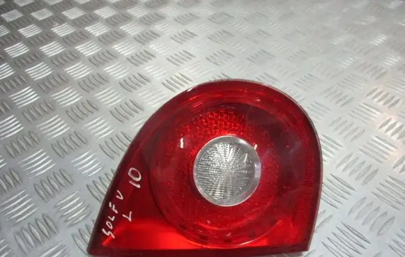 Volkswagen Golf V Rear/tail lights