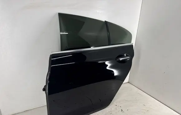 BMW 6 F06 Gran coupe Rear door 7294993 41527294993