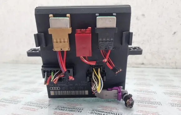 Audi A4 S4 B7 8E 8H Comfort/convenience module 8E0907279L