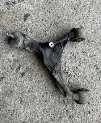 Land Rover Range Rover Sport L320 Front lower control arm/wishbone