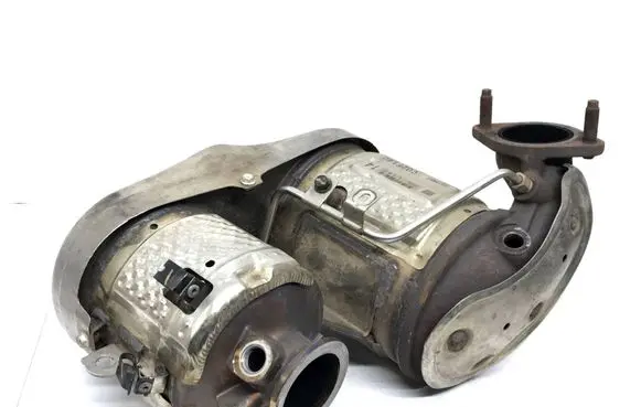 KIA Sorento Catalyst/FAP/DPF particulate filter C02F140 20A18M007 F420