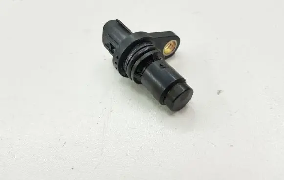 Lexus CT 200H Camshaft position sensor