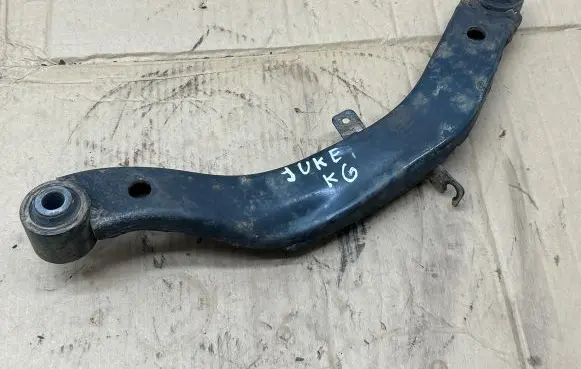 Nissan Juke I F15 Rear upper control arm/wishbone