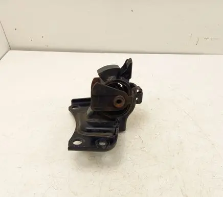 Toyota Prius (XW30) Engine mount bracket