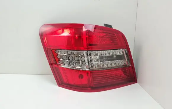 Mercedes-Benz GLK (X204) Rear/tail lights 2048202564L A2048202564