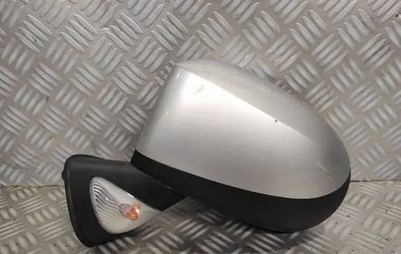 Renault Modus Front door electric wing mirror
