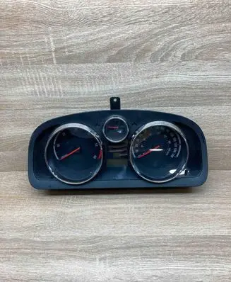 Opel Antara Speedometer (instrument cluster) 9S673665 2L110KW