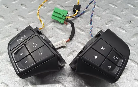 Volvo XC60 Steering wheel buttons/switches 31264954 31264948