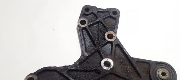 Land Rover Freelander Engine mounting bracket TAU1002200 TAU100220-0