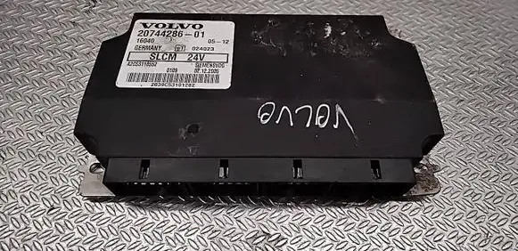Volvo 740 Light module LCM 20744286 02122005 2039C53101282