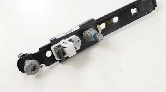 Jeep Grand Cherokee (WK) Seat belt height adjuster 04610241AD