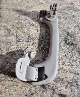 Renault Megane II Rear interior roof grab handle 8200114165