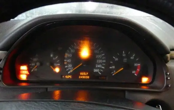 Mercedes-Benz E W210 Speedometer (instrument cluster) 2105403348 IMPRK1183810