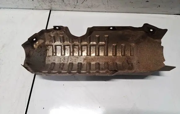Mazda CX-7 Exhaust heat shield 