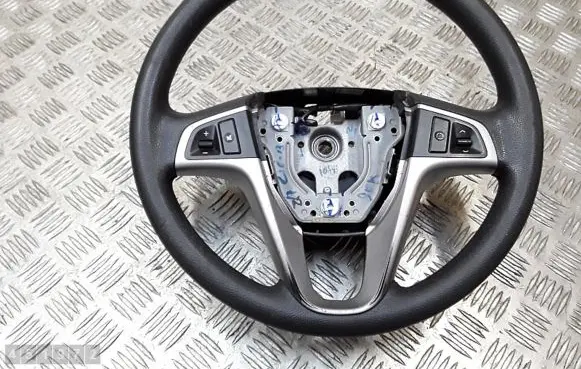 Hyundai i20 (PB PBT) Steering wheel 561131j700