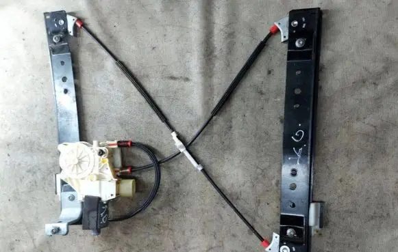 Ford S-MAX Rear door window regulator with motor 0130822286