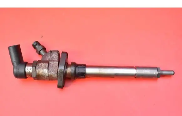 Ford Focus C-MAX Fuel injector 9657144580