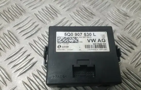 Seat Leon (5F) Other control units/modules 5Q0907530L 5Q0907530E