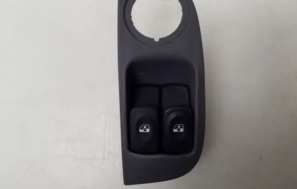 Renault Megane I Electric window control switch 7700429070