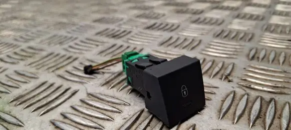 Peugeot 508 Central locking switch button 96661783ZE