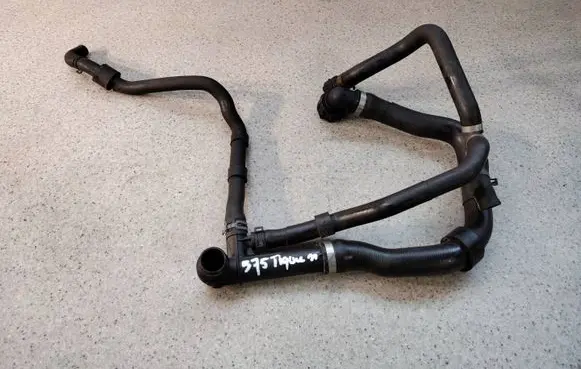Volkswagen Tiguan Engine coolant pipe/hose 5Q0121619D59 5Q0121619D