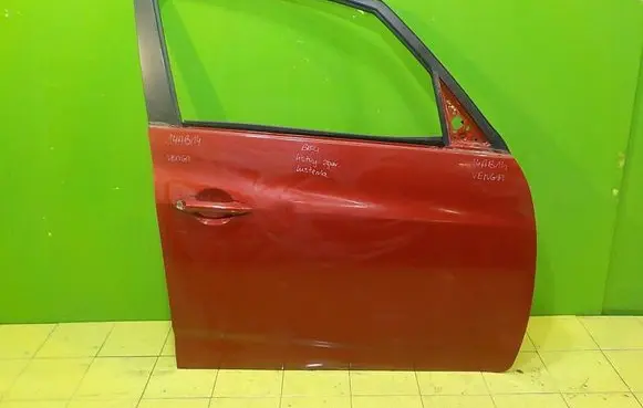 KIA Venga Front door PRZOD PRAWE
