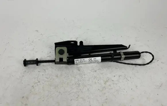 Audi Q7 4M Front seatbelt 4M0857619A