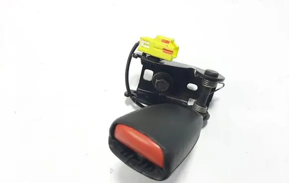 Volvo XC70 Rear seatbelt buckle 8632321