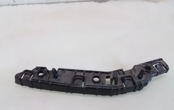 Peugeot 2008 II Front bumper mounting bracket 9825853780