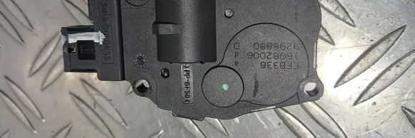 Mercedes-Benz R W251 Air flap motor/actuator 929888G