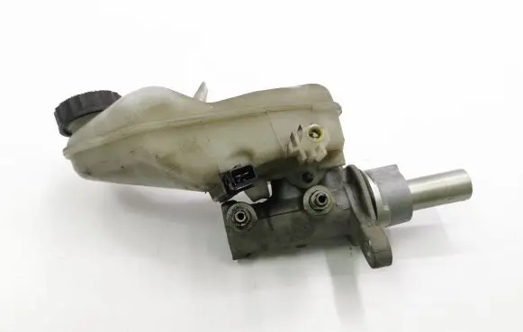 Toyota Auris E180 Master brake cylinder 0204255330 717800