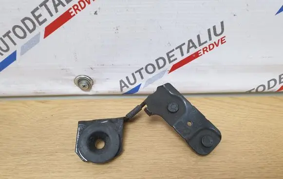 BMW 1 F20 F21 Air filter cleaner box bracket assembly 8618896 13718618896