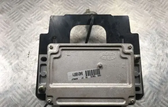 Peugeot 307 Engine control unit/module 84018971 HW9647498180 SW9657429580